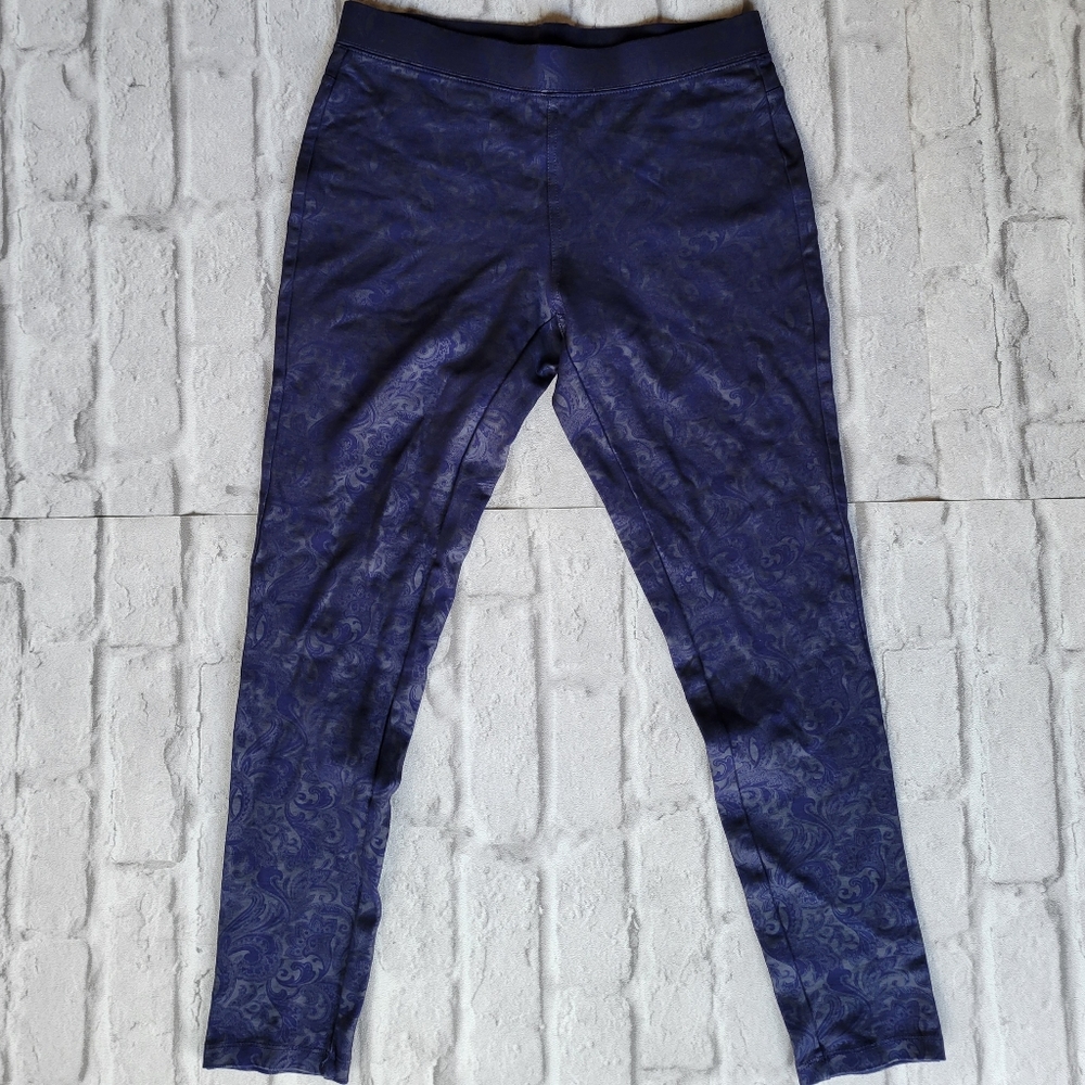 Women with control paisley tight size xs